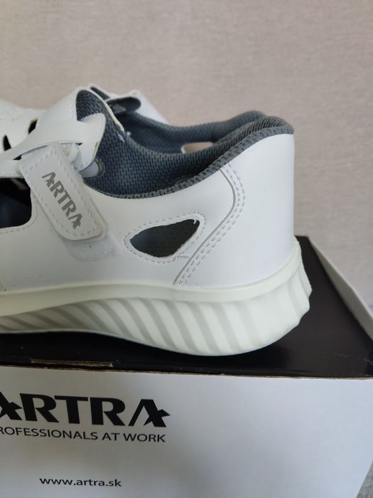 Buty sandały robocze