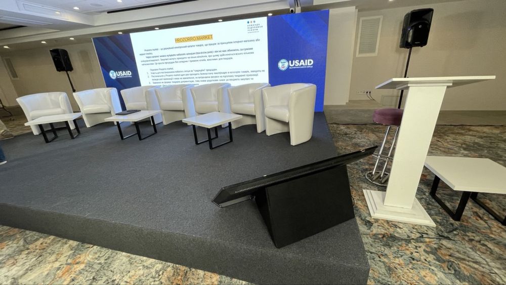 Суфлер, підкажчик для спікерів, оренда суфлера, прокат суфлера