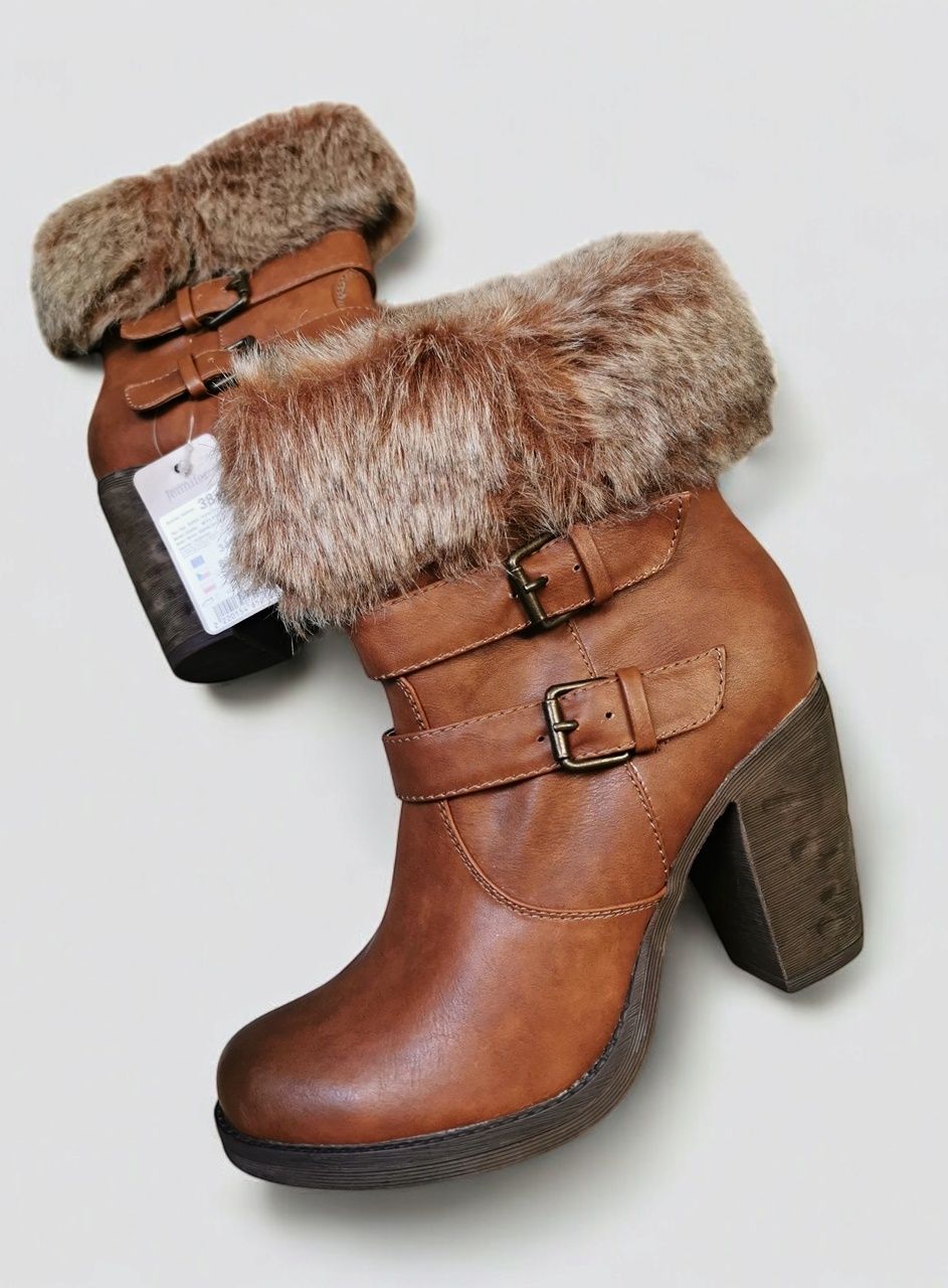 Botki Na Obcasie Camel Klamry Ocieplane Futerko Boho Retro Nowe 38