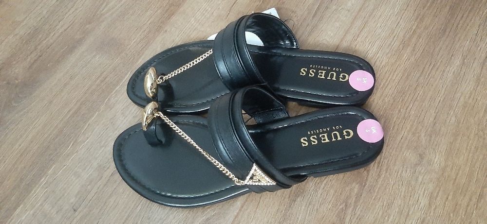 Sandały GUESS rozmiar  38