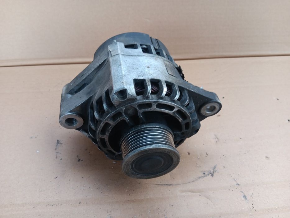 Opel Astra H III 3 alternator 1.9 Cdti insignia zafira