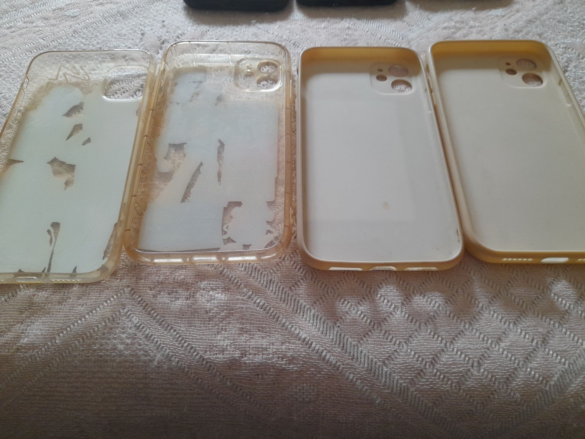 Capas para  telemóvel  usadas