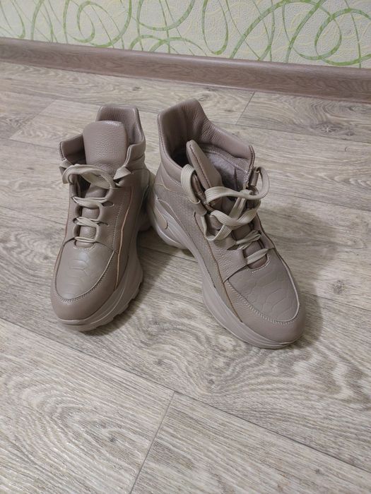 Ботинки осінь-зима