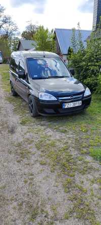 Opel Combo 1,7 cdti rezerwacja