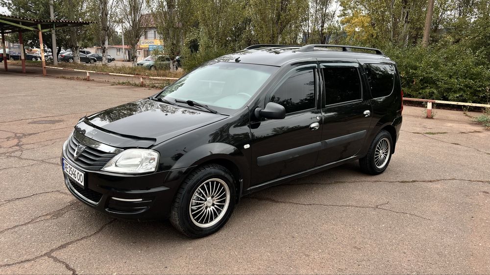 Dacia Logan 2012 рік ГБО 7 місць