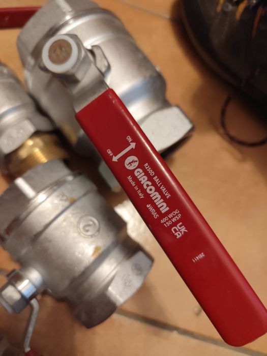 Продам крани  джакоміні