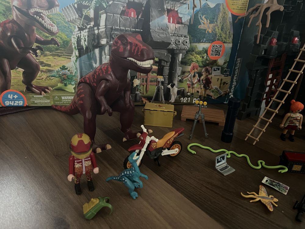 Playmobil 9429 obozowisko z T-Rexem