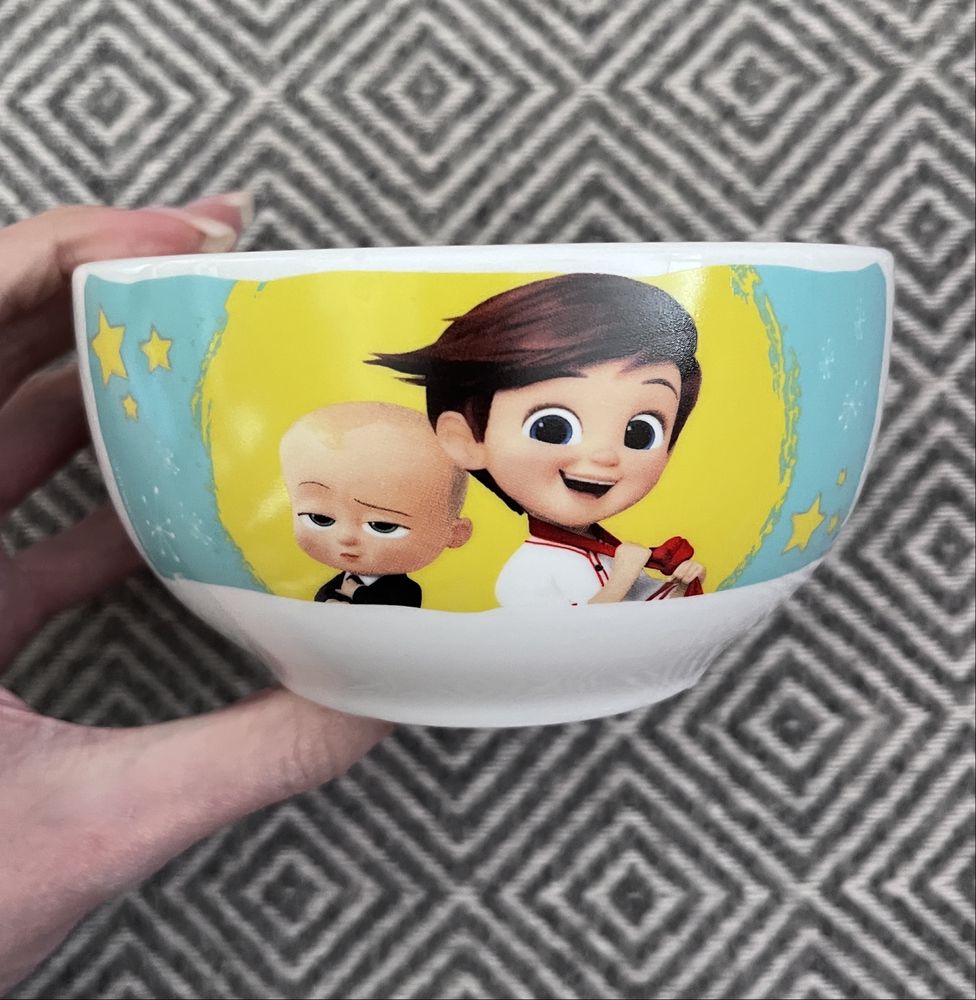 Zestaw naczyń dla dzieci, miski, kubki, lunchbox Minionki