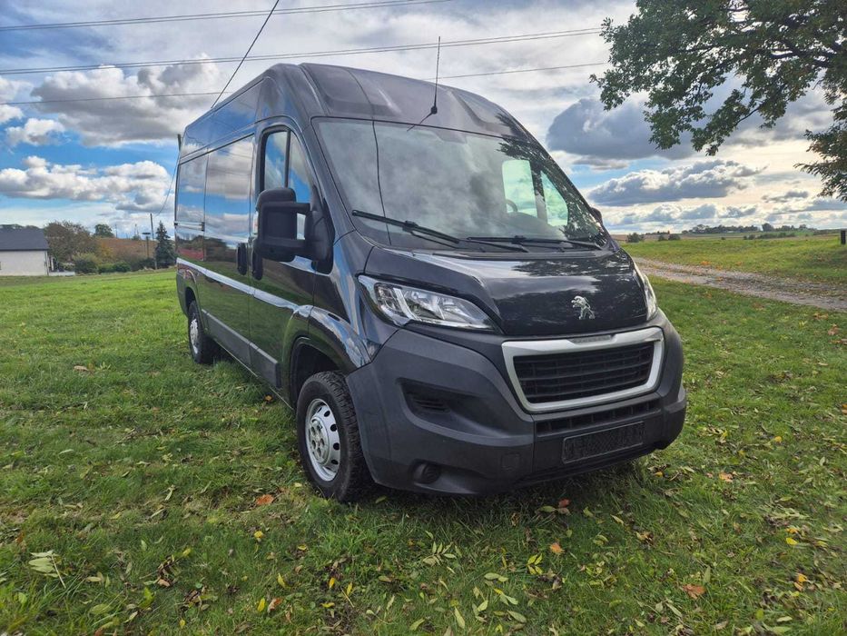 Peugeot Boxer klimatyzacja, kamera cofania- uszkodzony silnik.