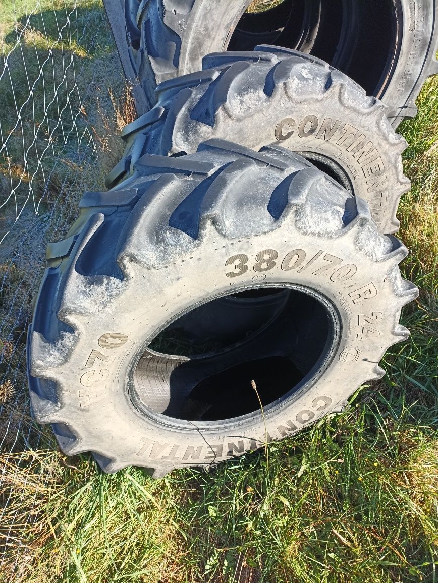 Para opony Continental HC70 380/70 R - 24 (13.6) nowego typu zachodnie