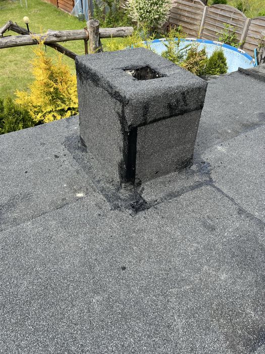 Dachy plaskie izolacja i zgrzewanie membrany, papy