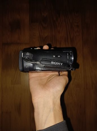Câmera De Vídeo Digital SONY HandyCam HDR-CX240E HD
