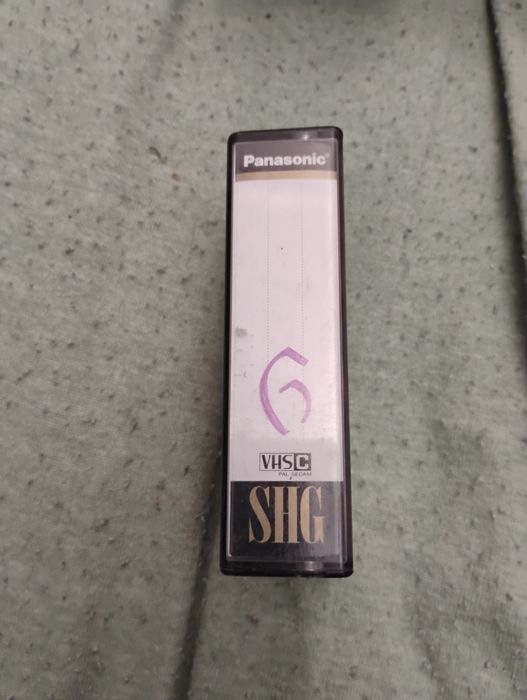 8Kaseta VHS-C 9 sztuk