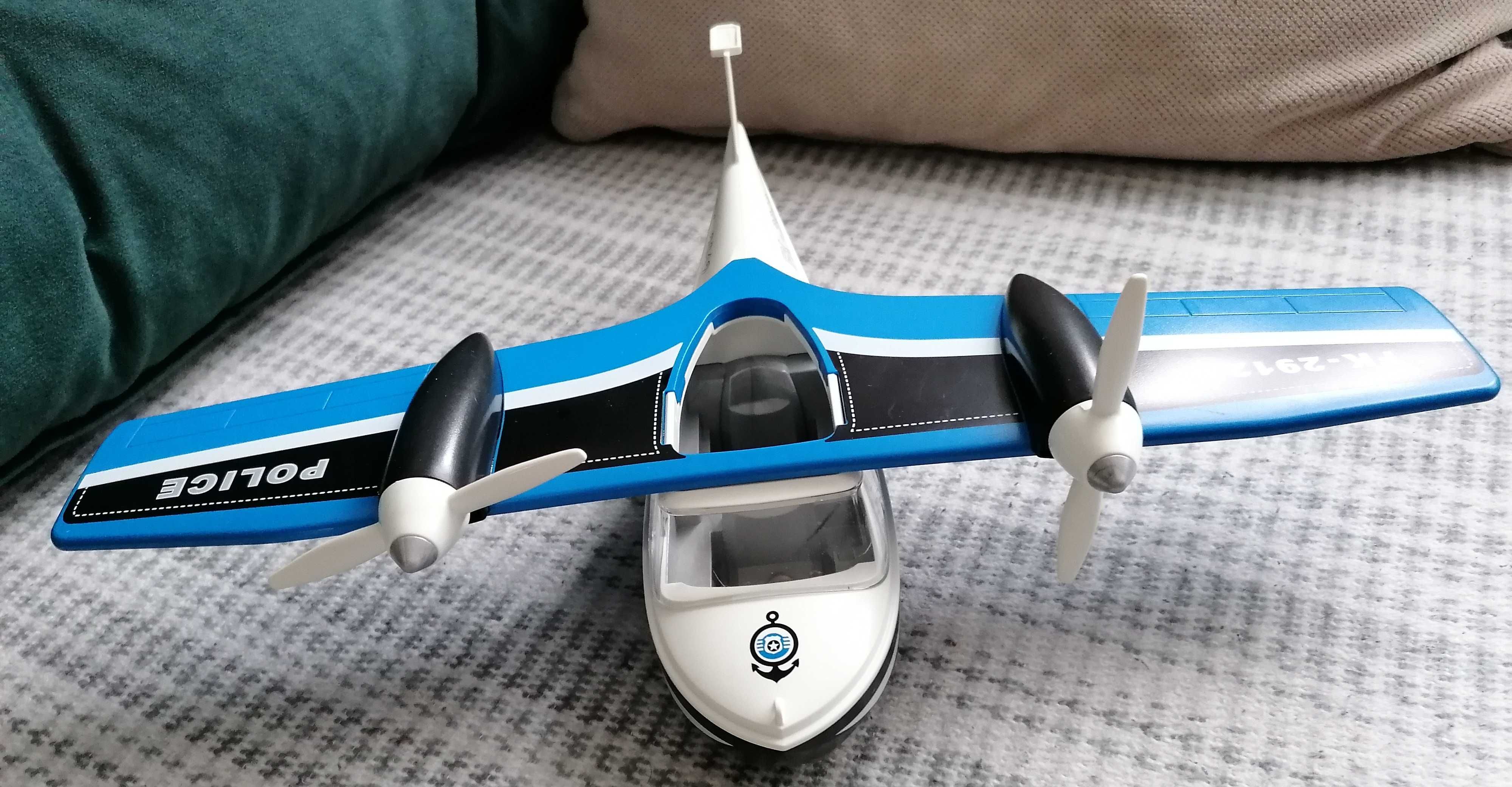 Samolot policyjny Playmobil figurki