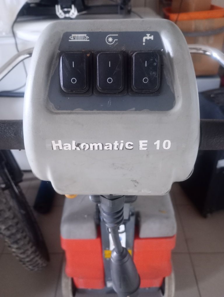 Szorowarka Hako Kakomatic E 10