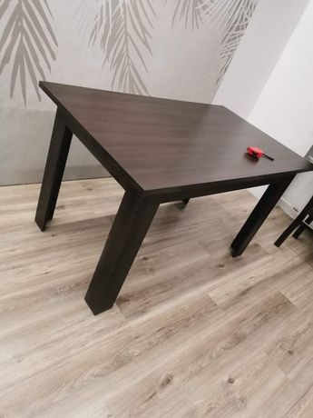 Stół używany ciemny