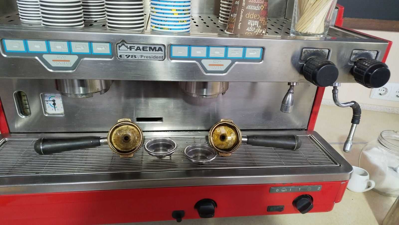 Кавомашина Faema E98 President газова