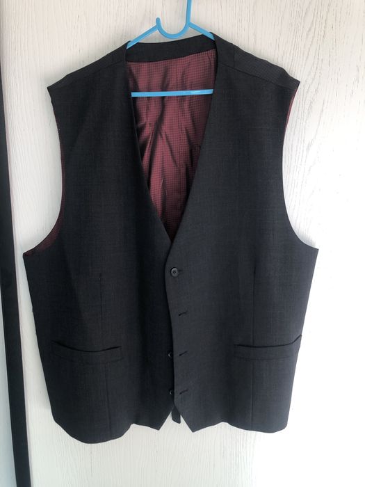 Czarna garniturowa kamizelka meska w bdb stanie uniwersalna