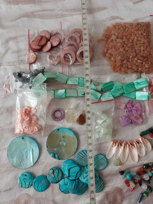 Mega zestaw ponad 0,5kg mix kamieni do tworzenia biżuterii 2