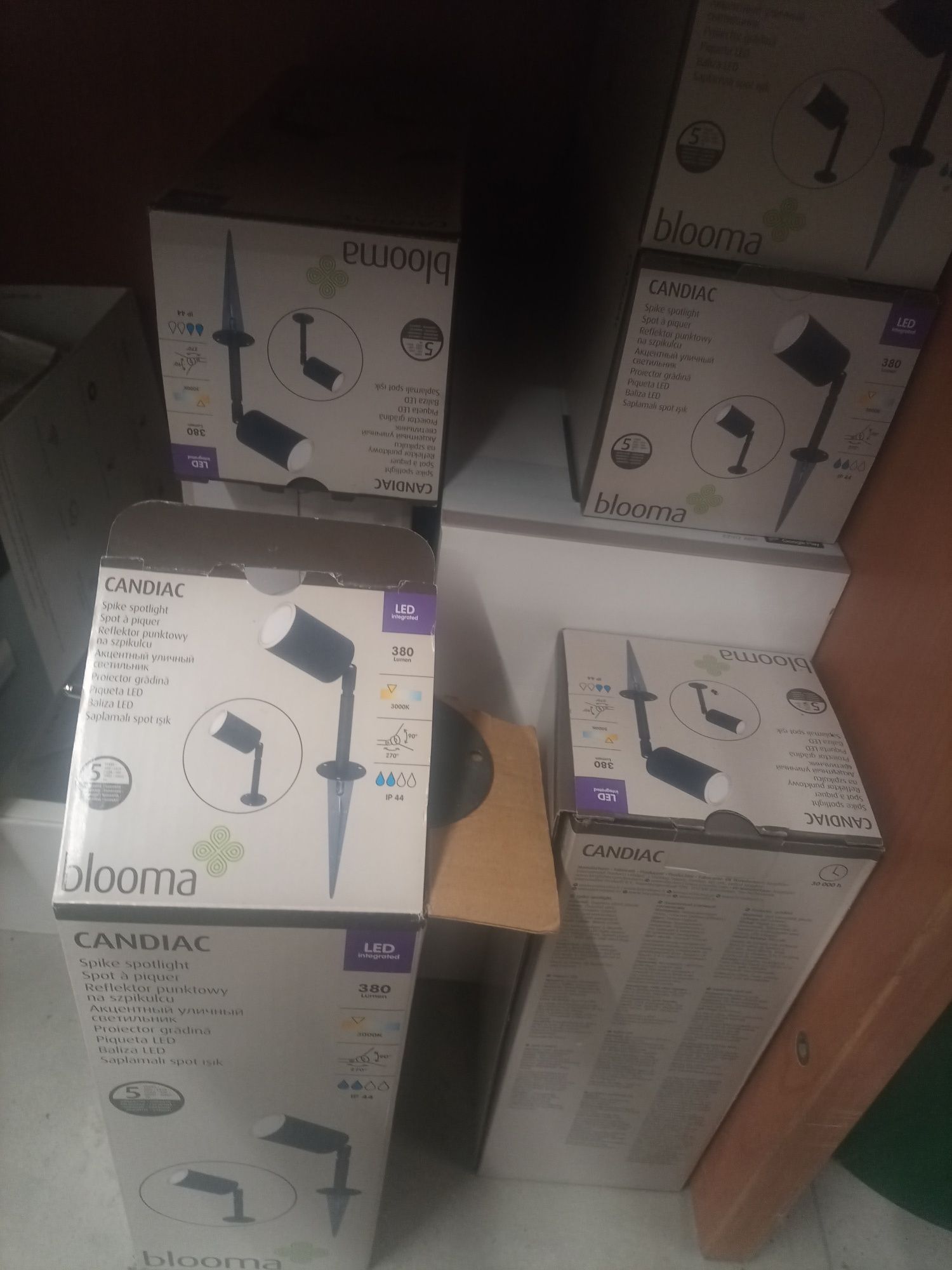 zestaw LED lampki punktowe 8 sztuk lampy nowe