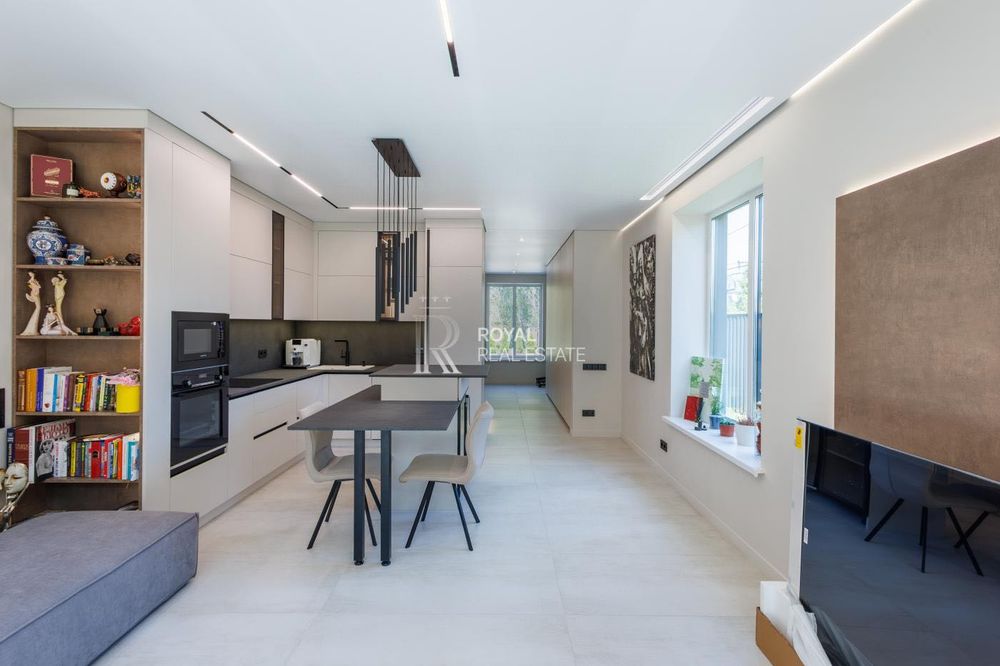 Продаж будинку Київ 4к 142м2 Русанівські Сади Дніпровський