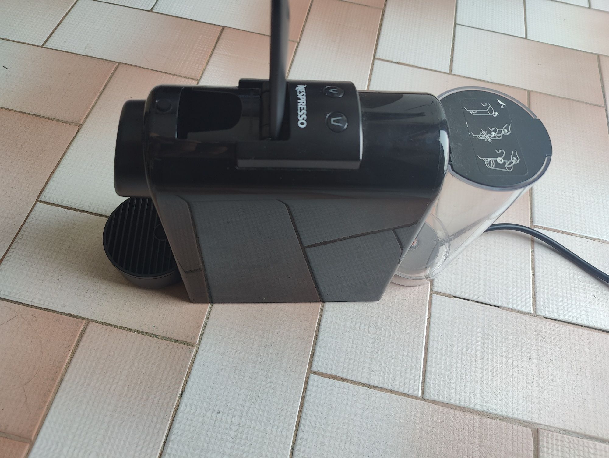 Máquina café De'Longhi cápsulas avariada!