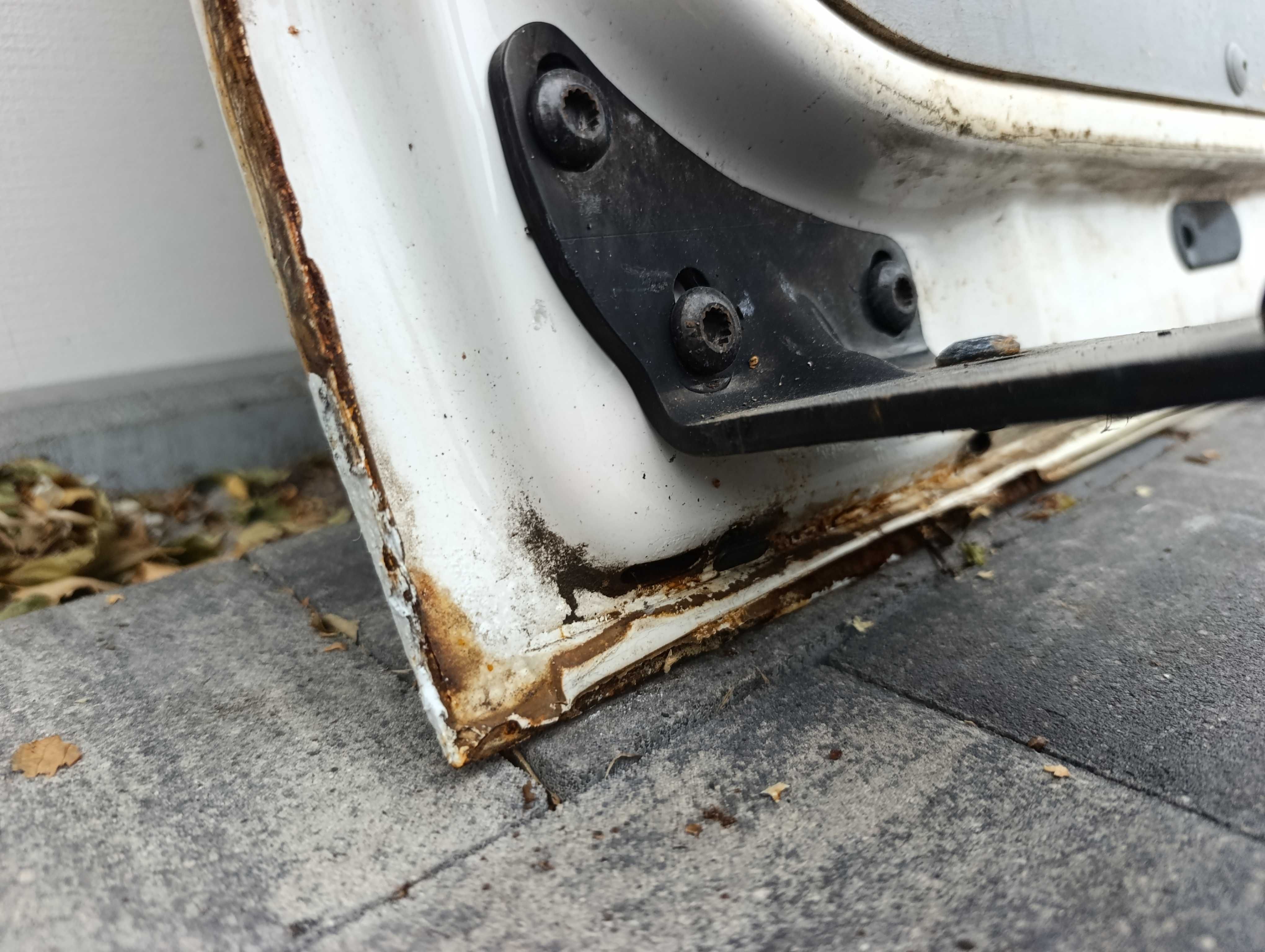 Drzwi przesuwne prawe VW T5 T5 lift białe pasażera
