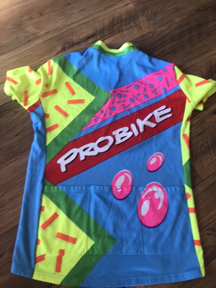 Koszulka na rower neonowa