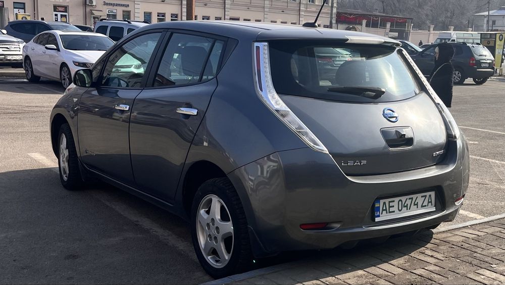 nissan liaf 24kw 2014.   SOX  81%
