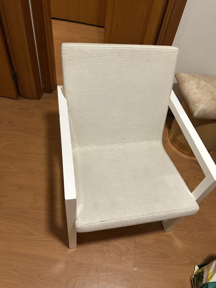 Vendo cadeirao branco