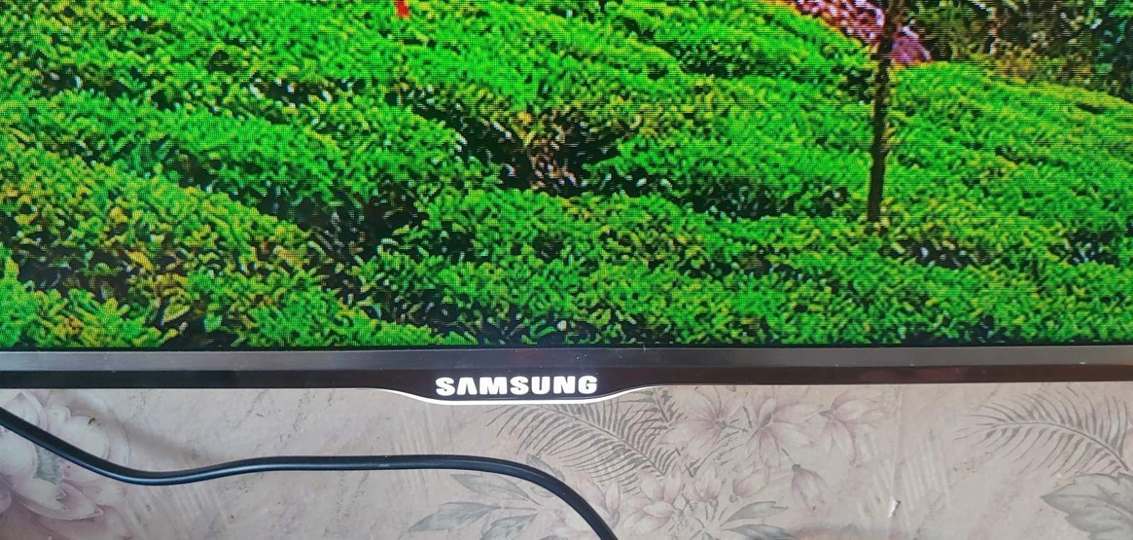 Телевизор 46'' Samsung ue46d8090ys