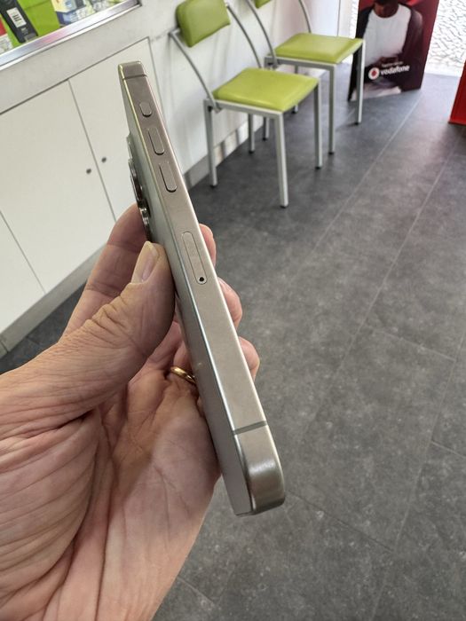 iPhone 15 Pro 128GB - Garantia