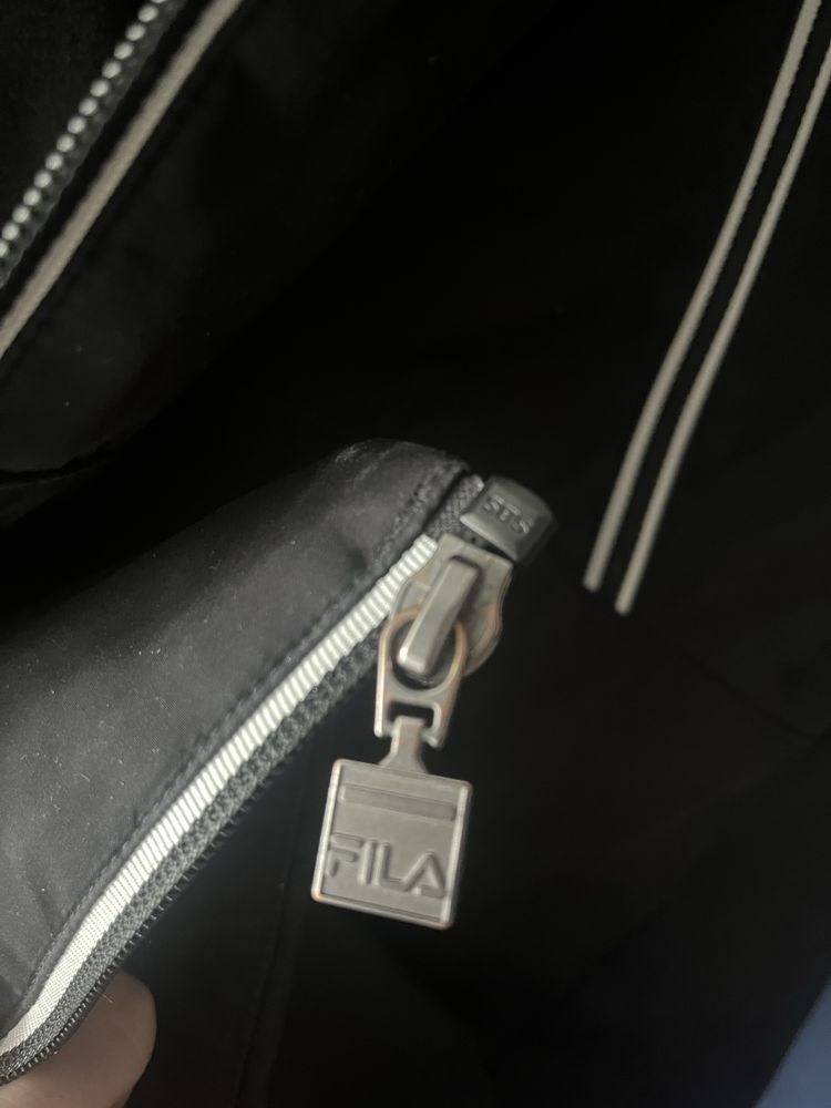 Куртка ветровка мужская Fila