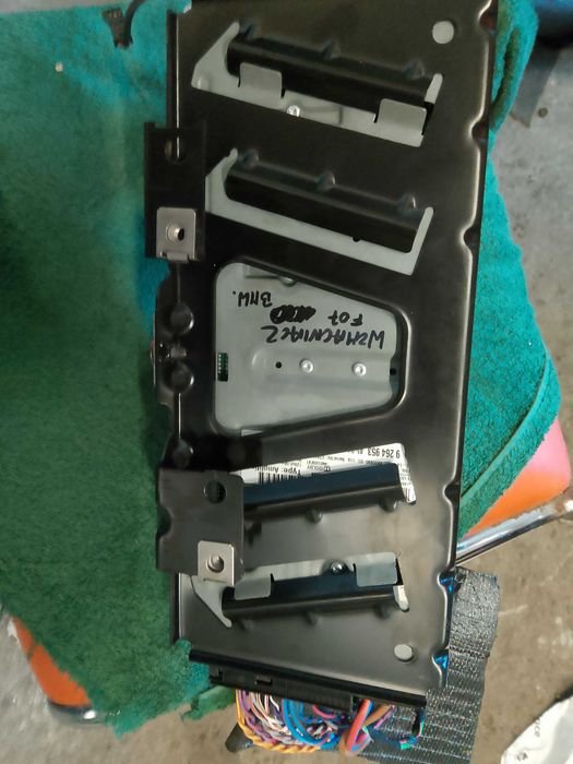 BMW F10 f11 f07 f01 wzmacniacz Harman Kardon 92.27177