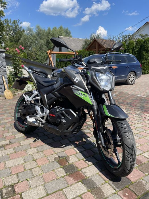 Продам мотоцикл Loncin cr4 lx250-15