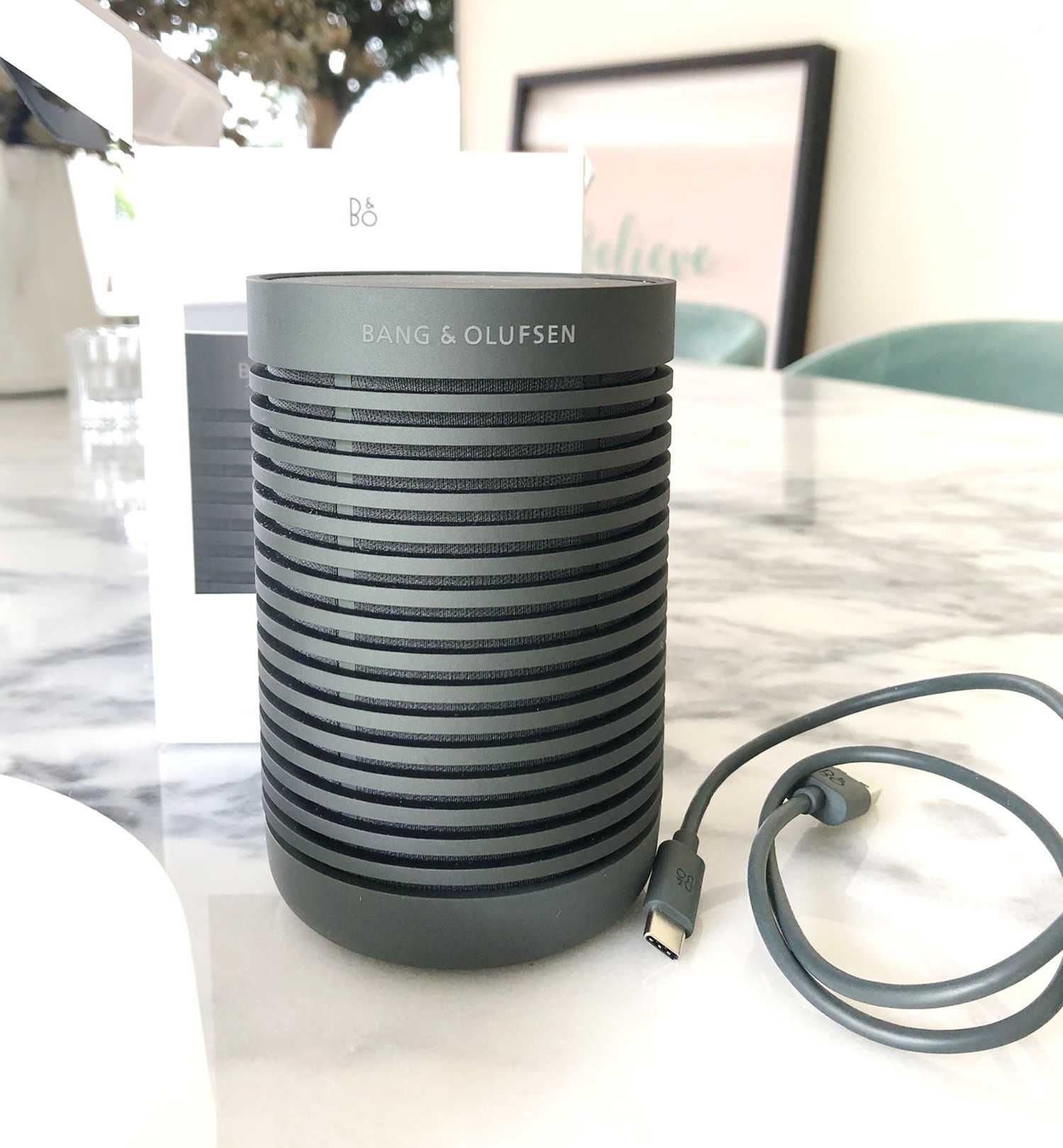 Coluna de som portátil da Bang & Olufsen