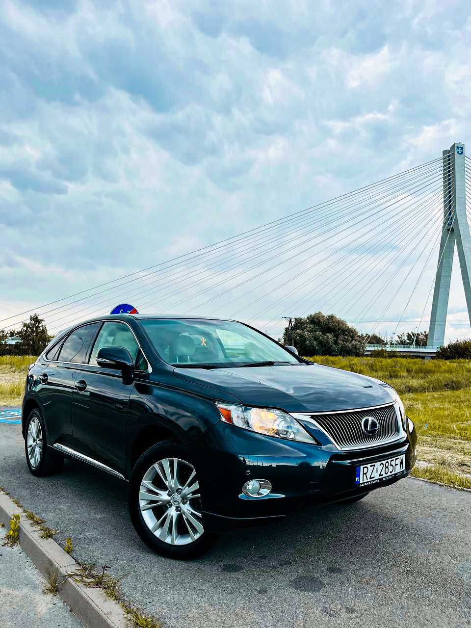 Lexus RX450H mały przebieg/skóra/wentylacja/kamera/xenon