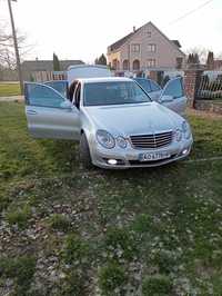 Mercedes Benz E 220 CDI