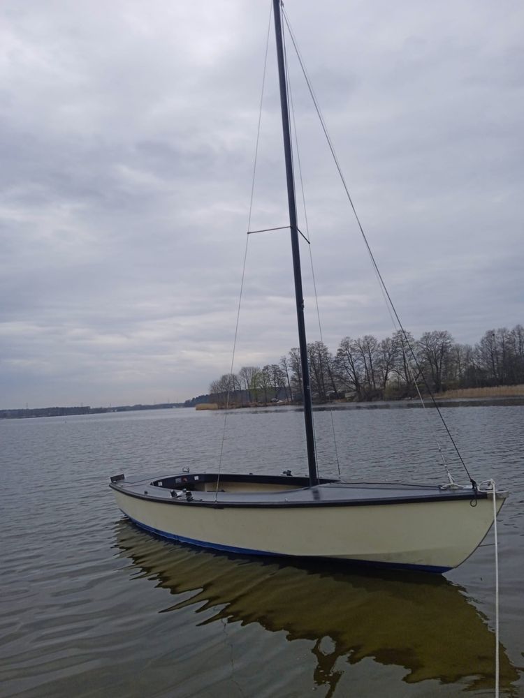 Łódź żaglowa, flying arrow 5,8m, nie Omega