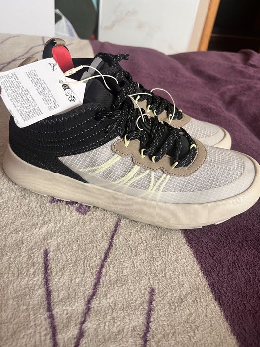 Кроссовки Zara новые