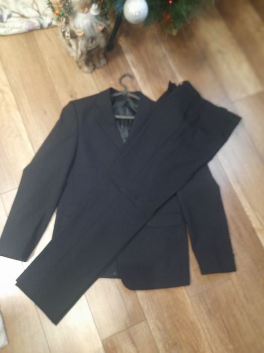 Костюм синего цвета