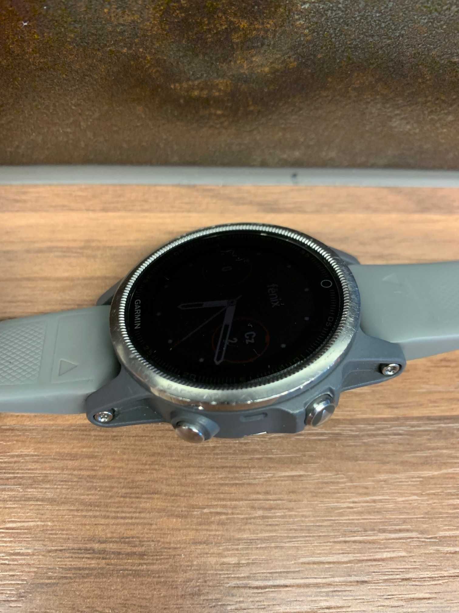 Zegarek Garmin fenix 5s + kabel