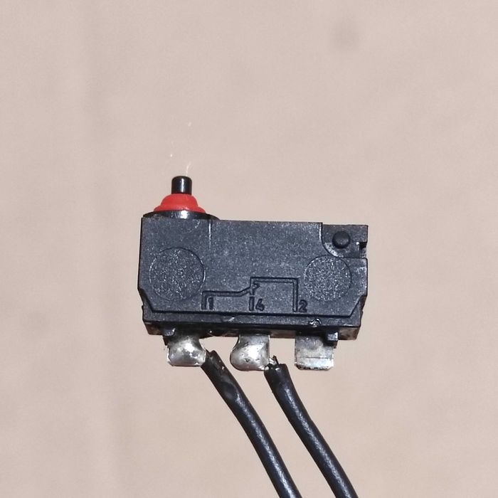 Микровыключатель Cherry кухонный комбайн Bosch МUM5