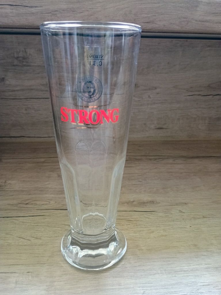 Kufel Warka Strong,grube szkło