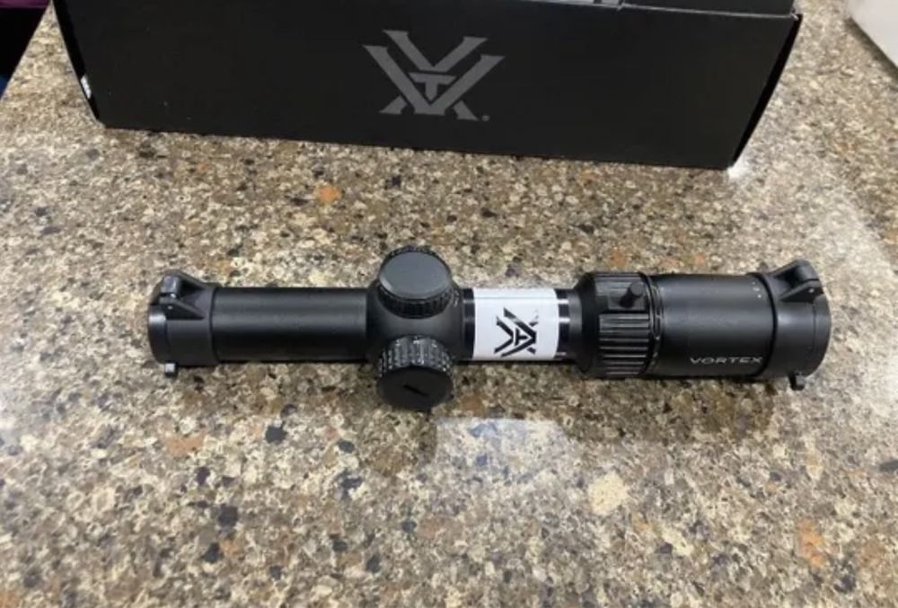 Оптичний приціл Vortex Strike Eagle 1-8x24 SFP Gen2