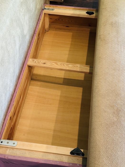 Komplet wypoczynkowy - sofa, fotele, pufy, poduszki - z funkcją spania