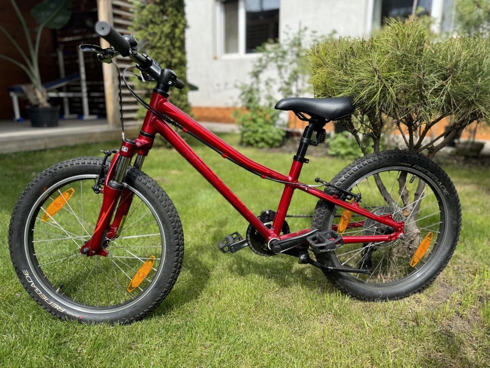 Велосипед Specialized Hotrock 20