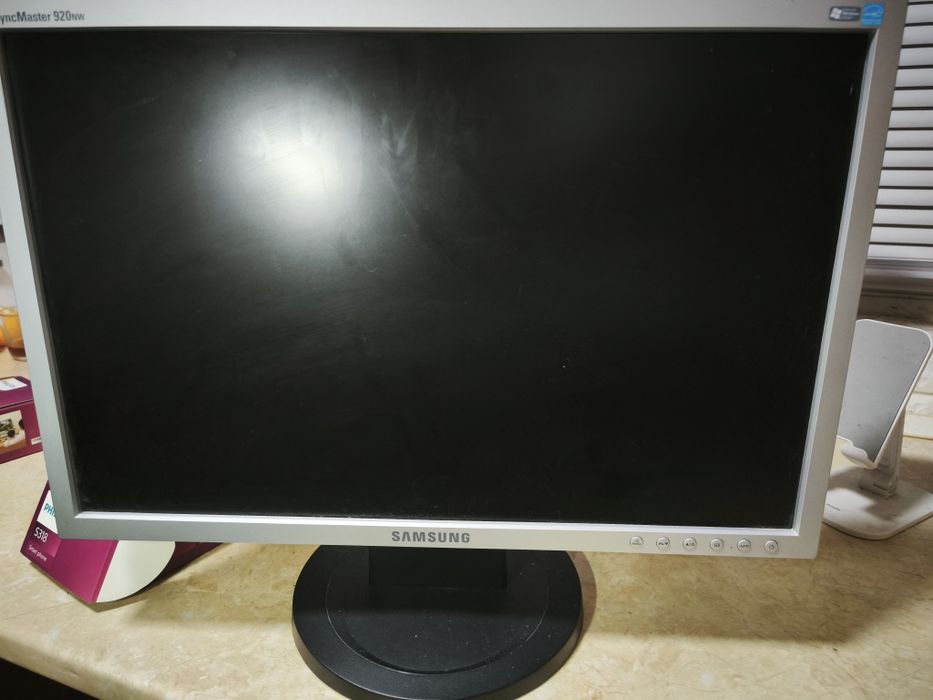 Монітор Samsung 920nw
