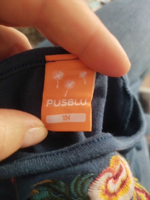 Bluzka dziewczęca z motywem kwiatowym