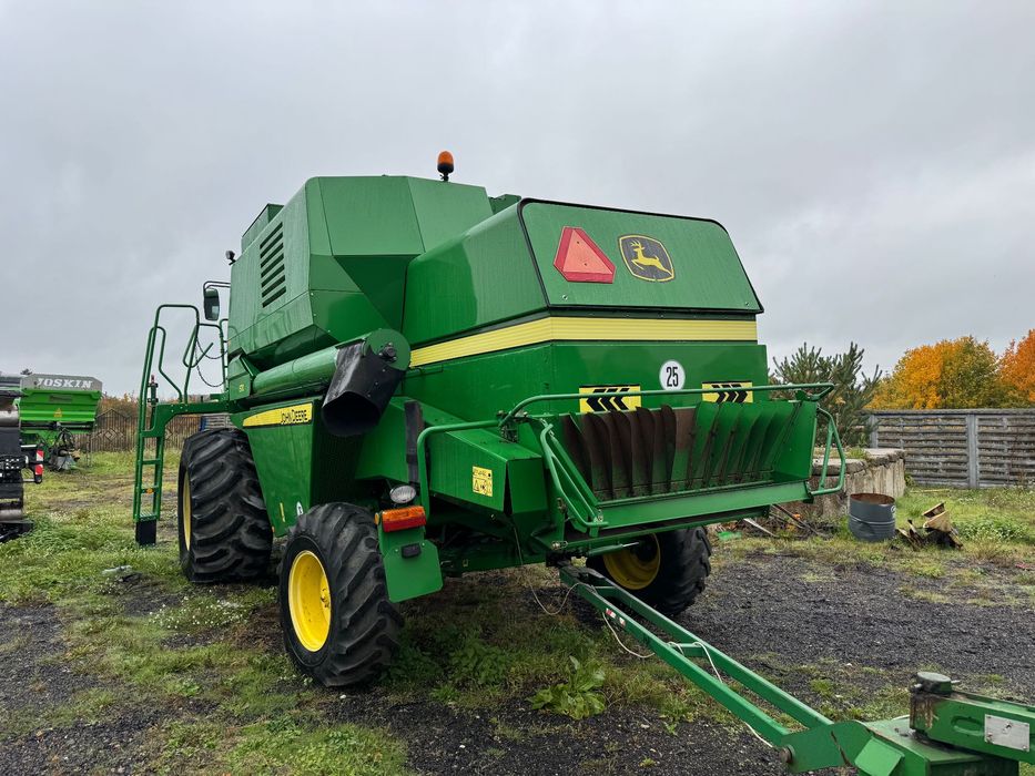 Kombajn zbożowy john deere 1570